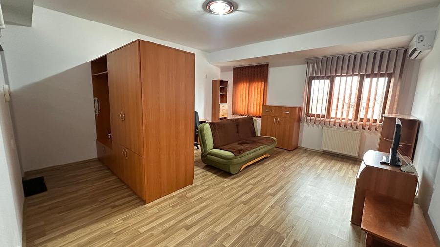 Apartament cu 2 camere decomandat, mobilat în Găvana