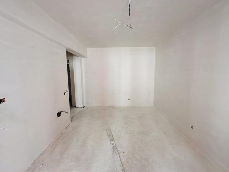 Apartament cu 2 camere decomandat în Chiajna