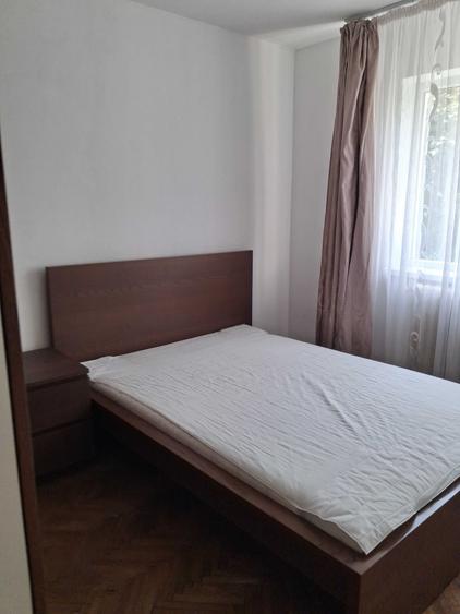 Apartament cu 2 camere semidecomandat în Mușcel