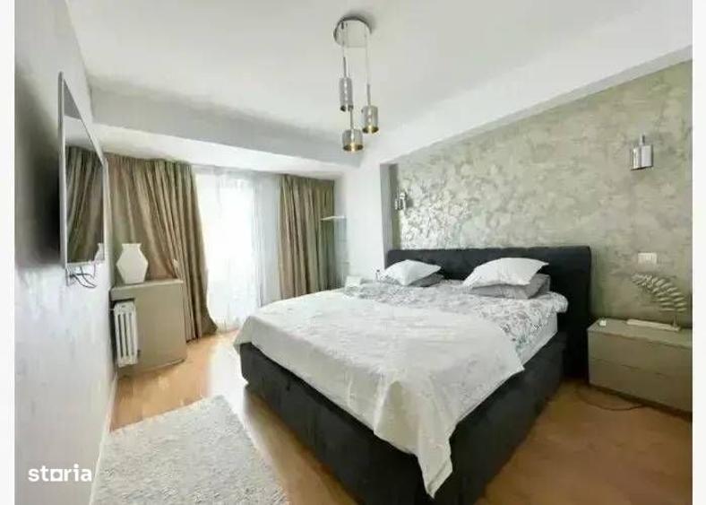 Apartament cu 4 camere decomandat în Herăstrău