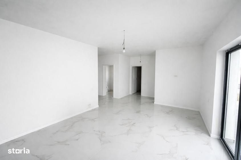 Casă cu 4 camere cu Teren 350 Mp în Clinceni