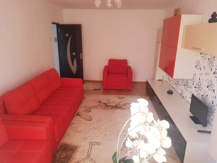 Apartament cu 2 camere decomandat în Tudor