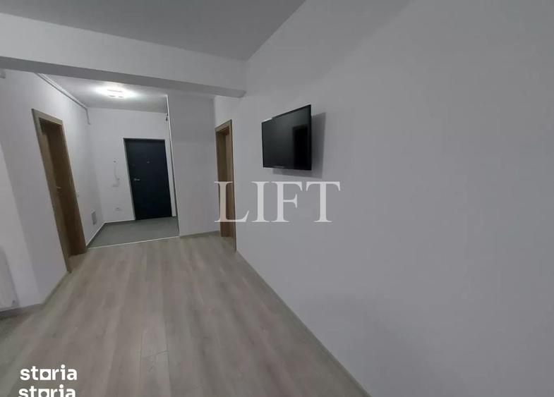 Apartament cu 2 camere decomandat în Tractorul — fotografia 1