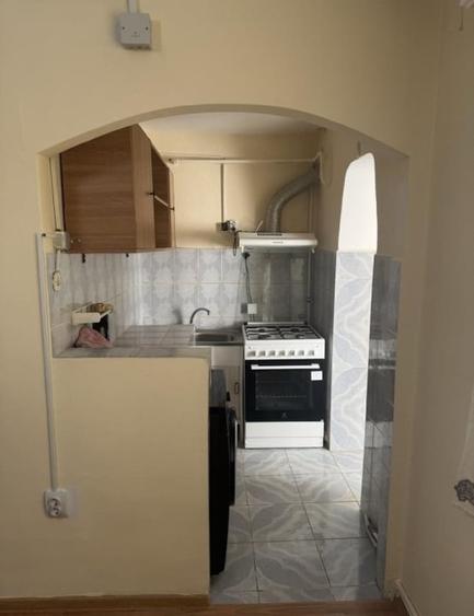 Apartament 2 camere, 45 mp, zona Spital - Bals - 4