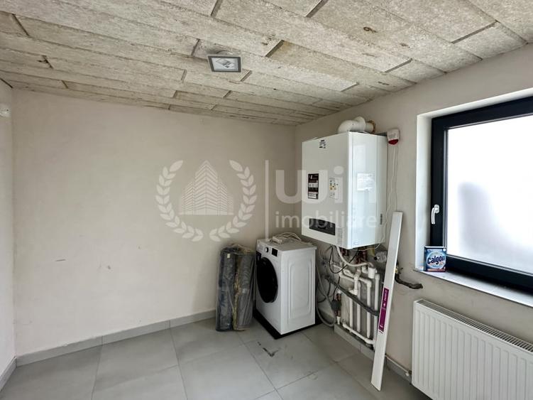 Casă cu 4 camere cu Canalizare în Borhanci