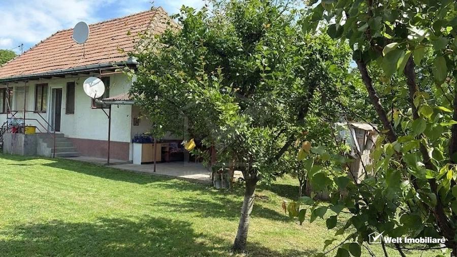 Casă individuală cu 2 camere cu Teren 770 Mp în Aiton