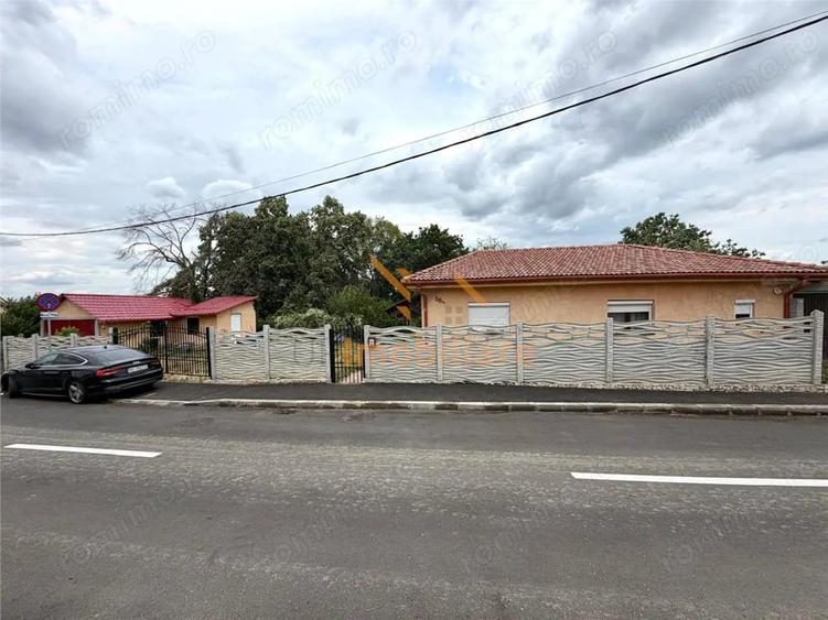 CASA CU TEREN 550 MP | ZONA DEALURI | STRADA SOFIEI - 1