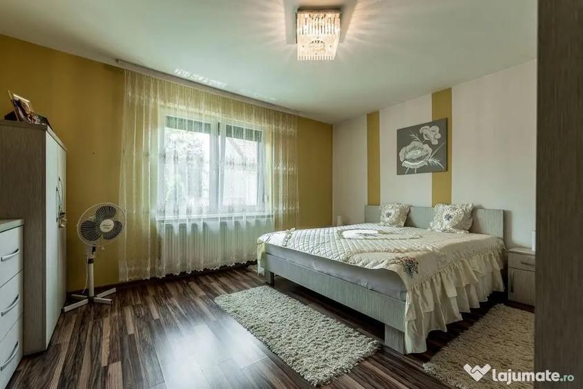 Casă cu 4 camere cu Teren 720 Mp în Grădiște