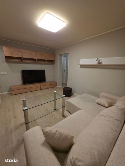 Apartament cu 3 camere în Băneasa