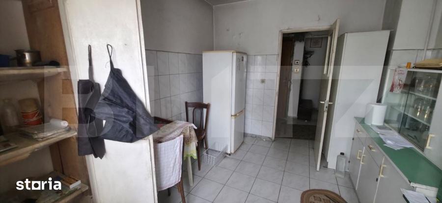 Apartament cu 2 camere decomandat în Republicii