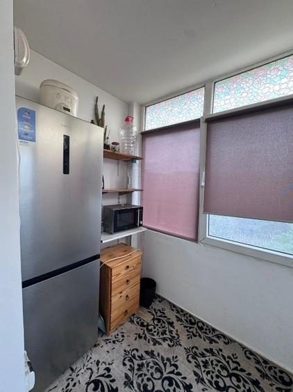 Apartament cu 3 camere decomandat Rovine - 15