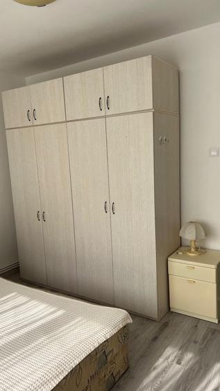 Apartament cu 2 camere decomandat în Rovine