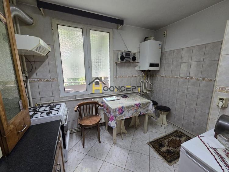 Inchiriere apartament 3 camere Secuilor 10 min metrou Brancoveanu - 4