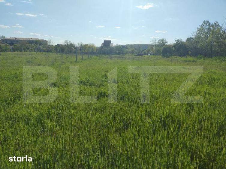 Teren de 2194 mp, în Mofleni
