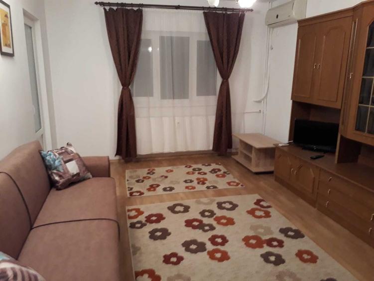 Apartament cu 3 camere decomandat în Militari
