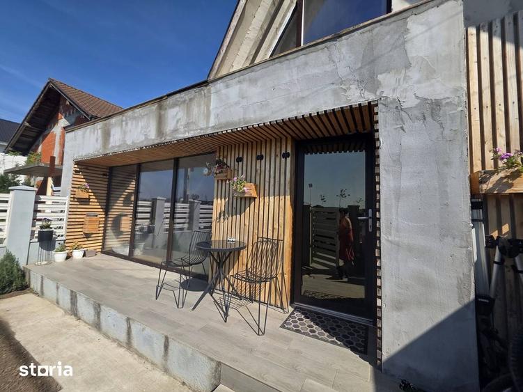 Casă cu 3 camere cu Teren 300 Mp în Sânmartin