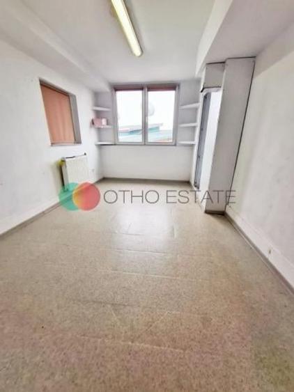 Birou, de 190 mp, în Romană