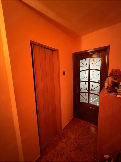 Apartament cu 3 camere decomandat în Vidin-Progresul