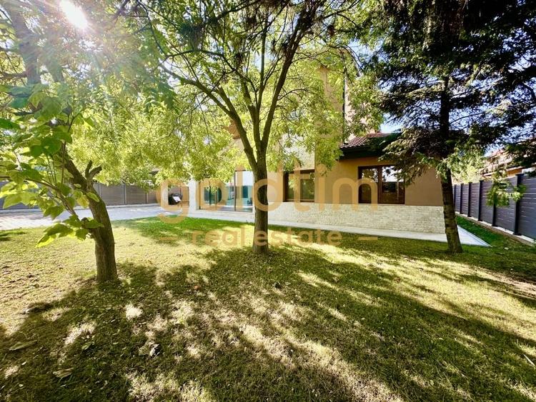 Casă individuală cu 5 camere cu Canalizare în Pipera