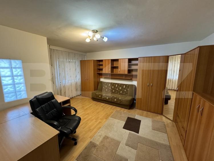 Apartament 2 camere 65mp, centrala proprie, Ac, Bvd 1 Mai, zona Spital - 1