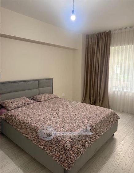 Apartament cu 3 camere decomandat în Păcurari