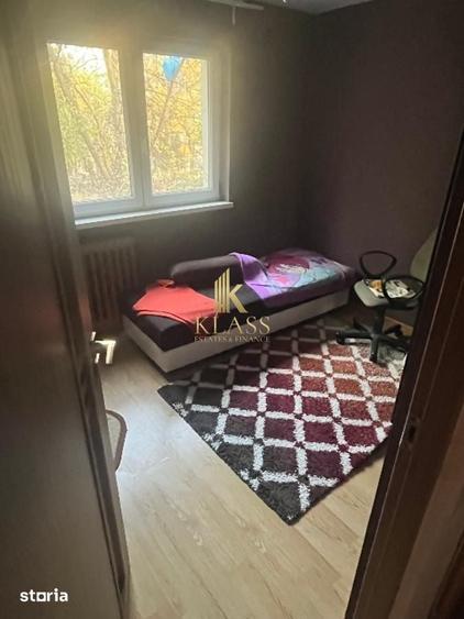 Apartament cu 4 camere în Tei