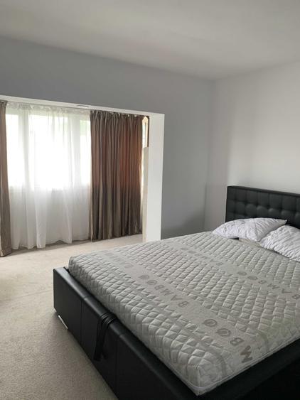Apartament cu 3 camere în Cornitoiu