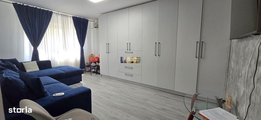 Apartament cu 2 camere decomandat în Far