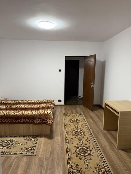 Garsonieră semidecomandată în Titan