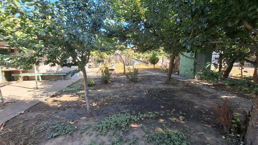 Casă individuală cu 3 camere cu Canalizare în Coiciu