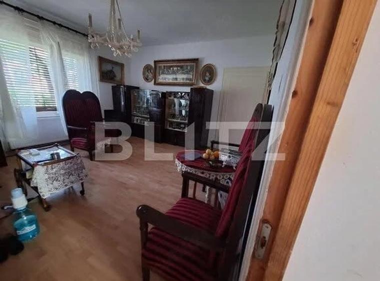 Apartament cu 2 camere decomandat în Torontalului
