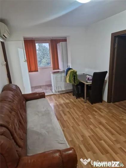 Apartament cu 2 camere semidecomandat în Dacia