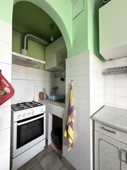 Apartament cu 2 camere decomandat, mobilat în Dacia