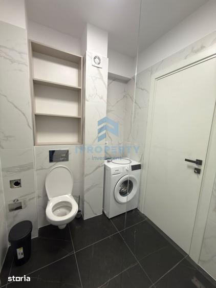 Apartament cu 3 camere decomandat în Sisești
