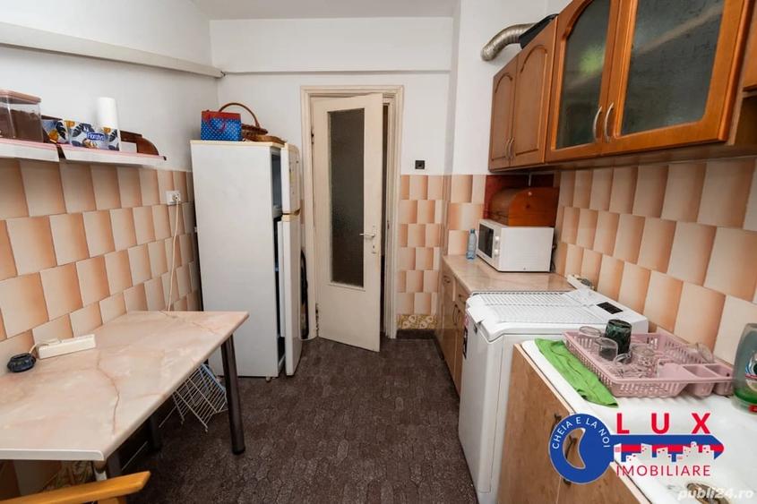 Apartament cu 2 camere decomandat în Ultracentral