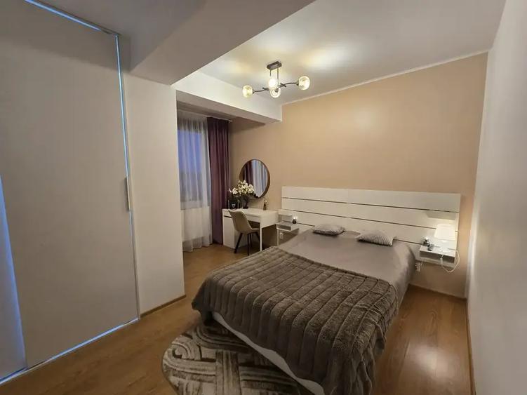 Apartament cu 3 camere decomandat, mobilat în Vest
