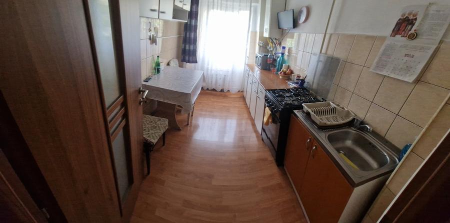 Apartament cu 2 camere decomandat în Județean