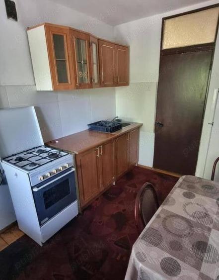 Apartament cu 2 camere semidecomandat în Mărăști