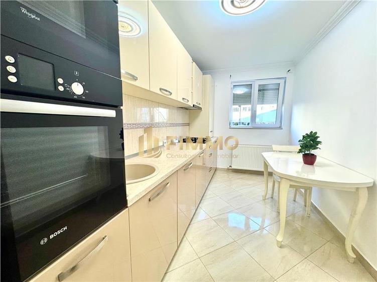 Apartament cu 2 camere decomandat, mobilat în Central — fotografia 3