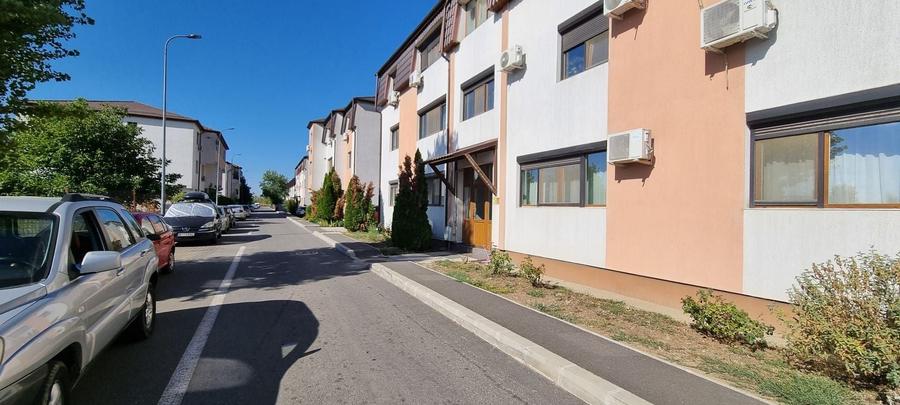 Teren Construcții intravilan de 8000 mp, în Nord-Vest