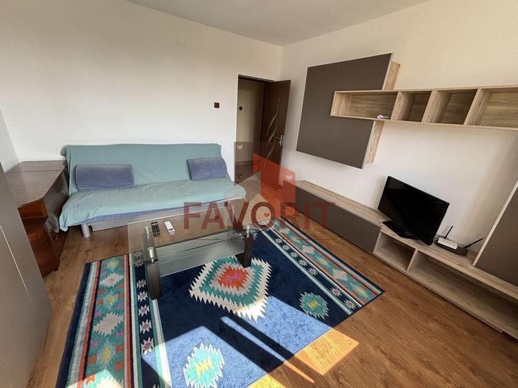 Apartament cu 2 camere decomandat, mobilat în Complex Studențesc