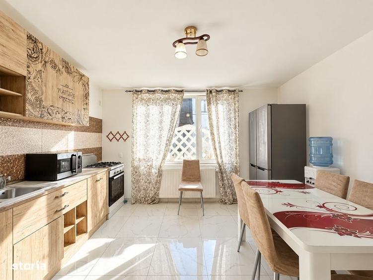 Casă cu 4 camere în Glina