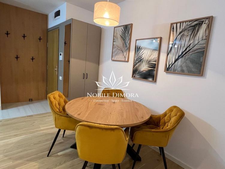 Apartament cu 3 camere decomandat, mobilat în Central