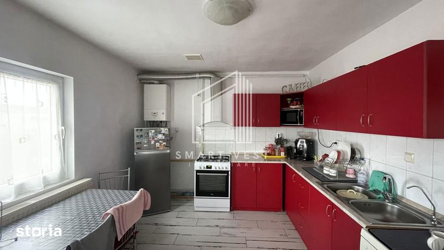 Apartament cu 3 camere decomandat în Micro 16