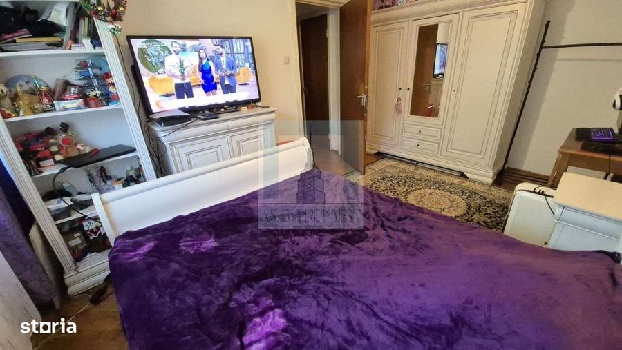 Apartament cu 2 camere semidecomandat în Centrul Civic
