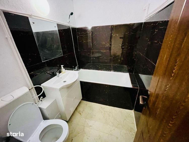 Apartament cu 3 camere semidecomandat în Nord