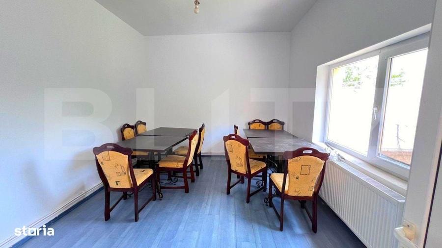 Casă cu 3 camere în Sărărie