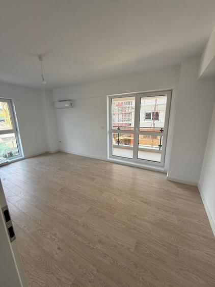 Apartament cu 2 camere decomandat în Galata