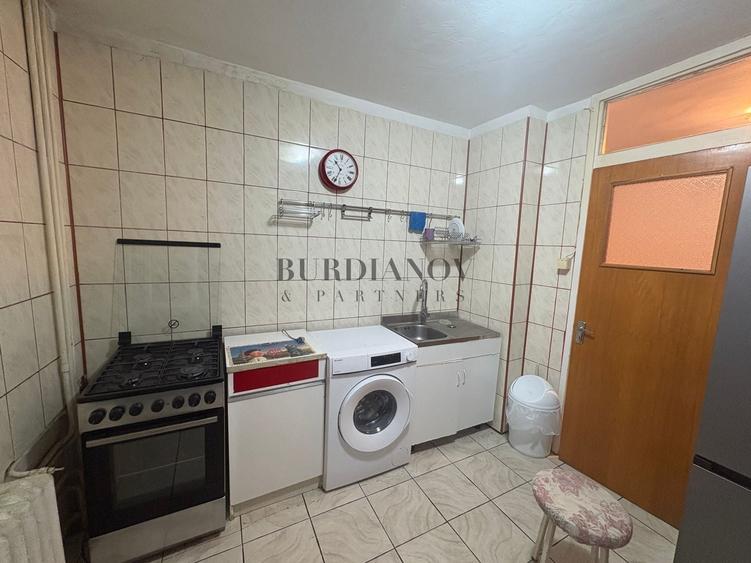 Apartament cu 2 camere decomandat, mobilat în Gorjului