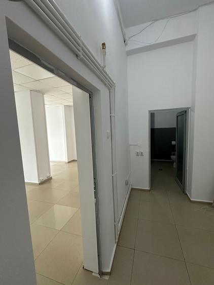 Spațiu comercial, de 65 mp, în Exterior Vest